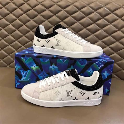 louis vuitton mens shoes 2017|Louis Vuitton men's shoes cost.